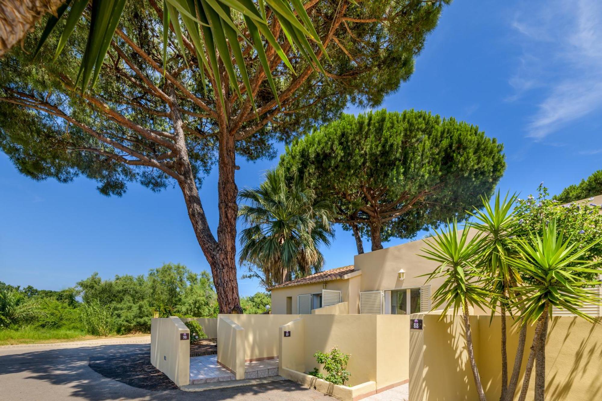 Résidence San Pellegrino Folelli Exterior foto