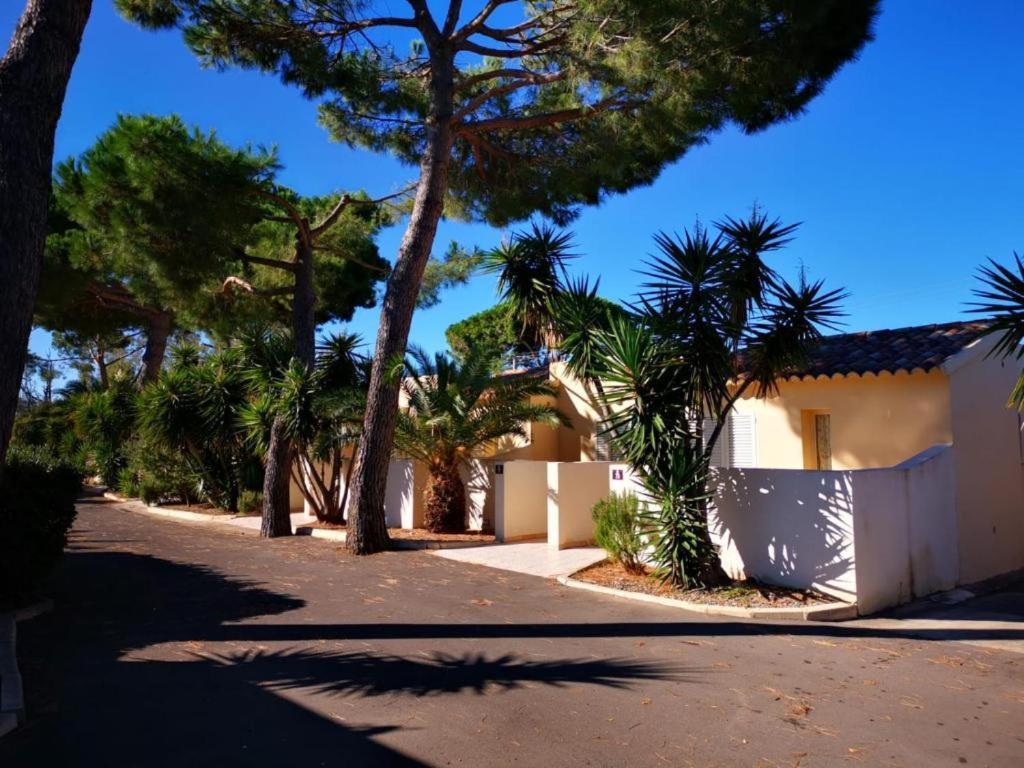 Résidence San Pellegrino Folelli Exterior foto